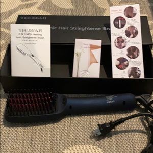 SOLD Electric Ionic Hair Straightening Brush NEW